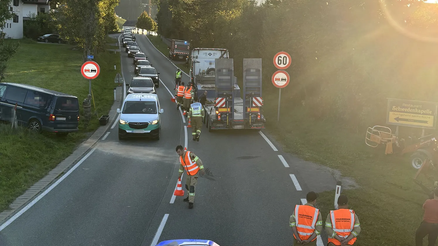 Verkehrsunfall Gundhabing Traktor Feuerwehr Kitzbühel