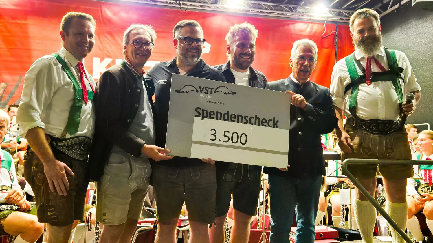 VST Spendenuebergabe_VST