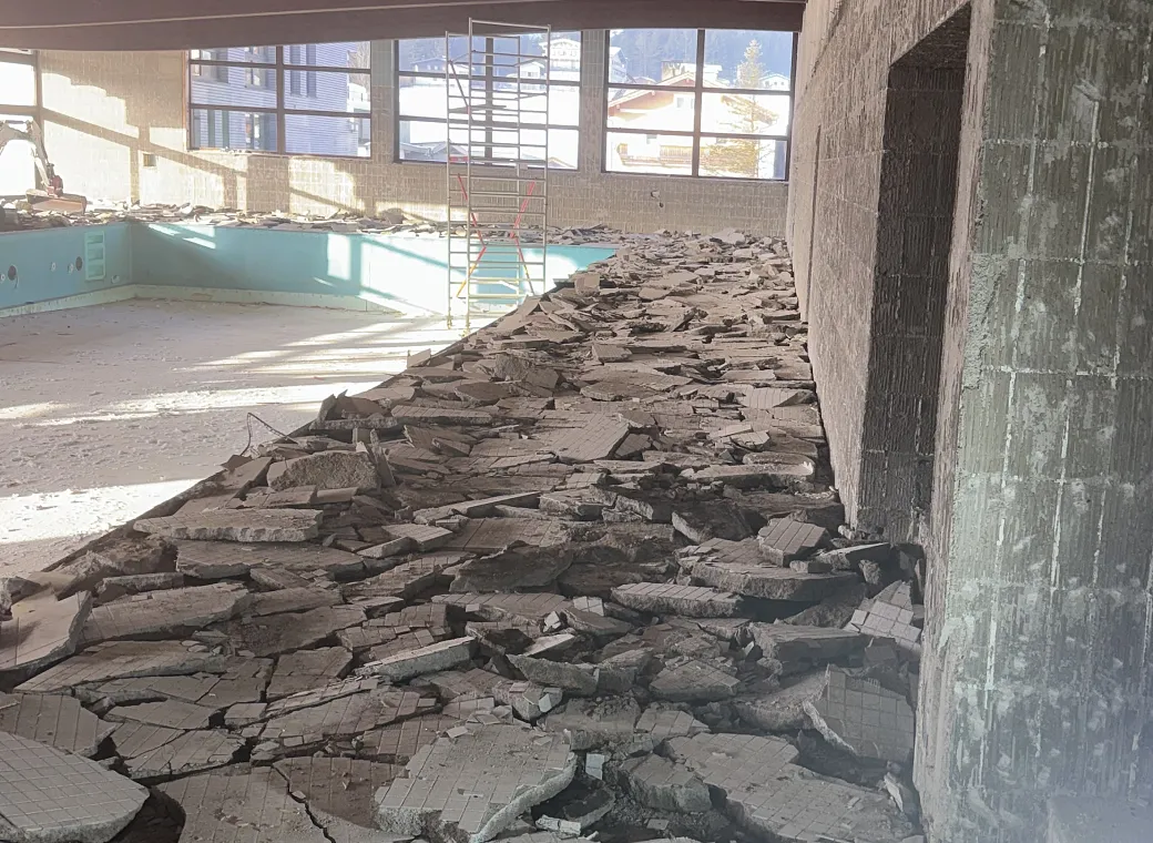 a-abrisshallenbad2-8-2026-pirnbacher