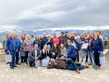 a_Ausflug_Blumenschmuck Aurach_40_2025_Ortsausschuss aurach