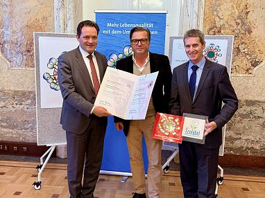 a-hutter-46-2025-bmw-4