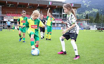 a-madchenfussball-14-2025-huber-2