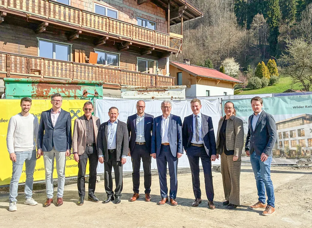 Raiffeisen Bankzentrale in Hopfgarten Spatenstich