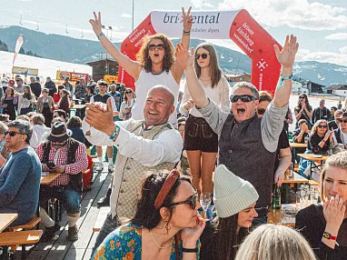 a_Woodstock derBlasmusik2015__Gerry's Inn (c) Julian Quirchmair-133