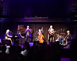 boogie-woogie-standl2-3