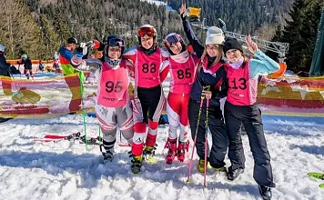 Bundesmeisterinnen Ski Alpin 2026 – Hauser Denise, Hauser Lea, Exenberger Viktoria, Seisenbacher Sanja, Kamerolli Laura (vl).