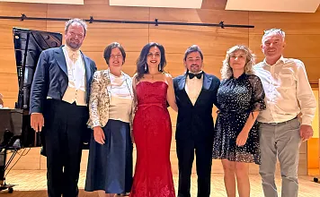 Die Künstler mit den Organisatoren Claudia Monitzer, Ludovica Rossi Purini und Peggo Jo  chl
