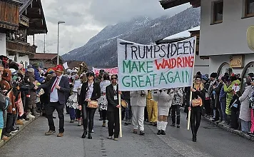 Fasching Waidring Trump