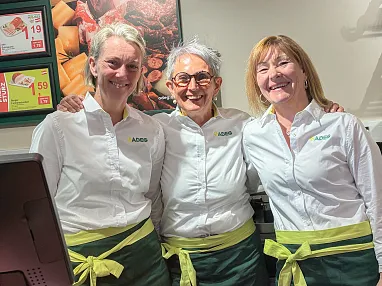 Hauser Krumma Maria Kapeller mit Irmi und Bettina