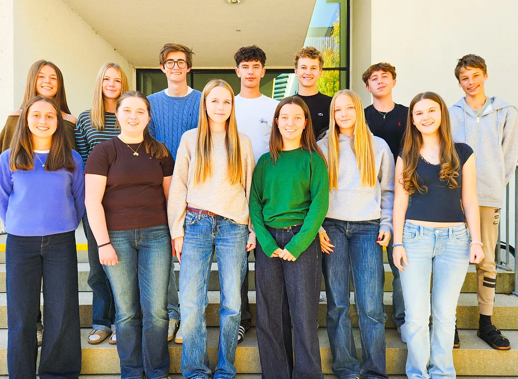 jured-gymnasium-gruppe-widschwendter
