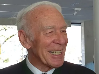 #Kaufmann Hans_11_2025