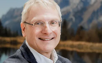 Manfred Dag AMS Leiter Kitzbühel Porträtfoto