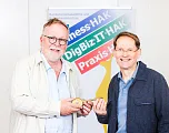 Schlüsselübergabe HAK Fritz Eller
