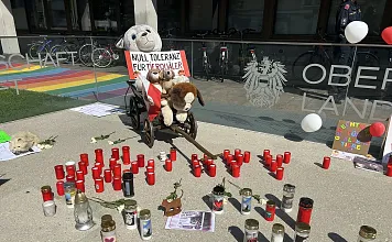 Schmotzer Mahnwache Innsbruck