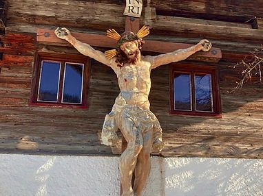 Schwendt, Lederergut, Ledererkreuz vor der Restaurierung 2024 bis 2025