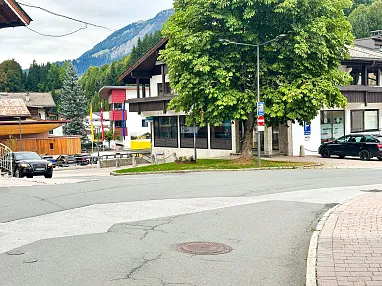 Sparkassenplatz Fieberbrunn_Neumair