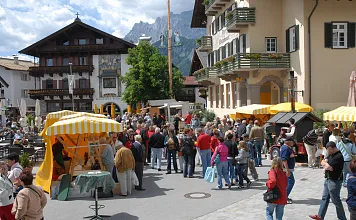 Symbolfoto Wochenmarkt St. Johann