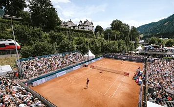 top-stimmung-auch-auf-allen-anderen-courts-der-grandstand-war-heute-zum-bersten-voll-mia-knoll-2