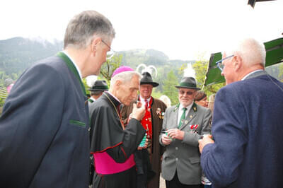 Besuch von Erzbischof Georg Gänswein Bild 20