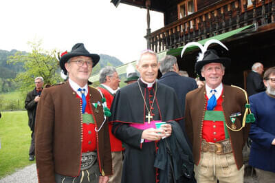 Besuch von Erzbischof Georg Gänswein Bild 21