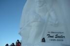 Toni-Sailer-Eismonument am Hahnenkamm wird von Witwe Hedi Sailer enthüllt, Foto: Fusser Bild 6