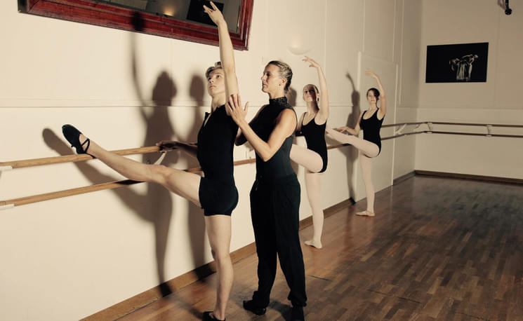 Tag-der-offenen-Tuer-im-Ballettstudio